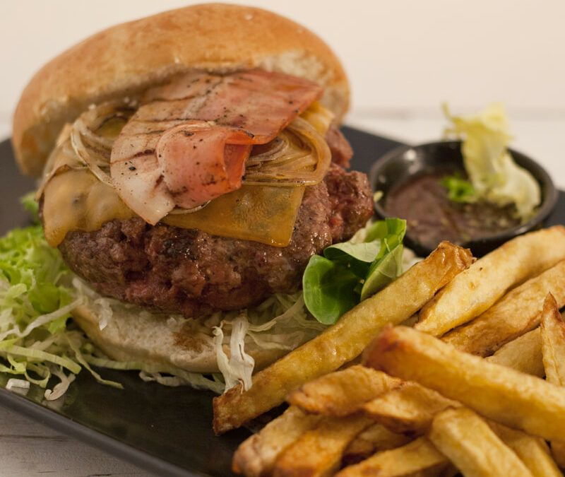 ¿Cómo hacer la mejor hamburguesa Steakburger al estilo casero?